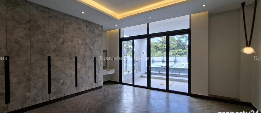 5BR Ambassadorial Residence at KSh 9K