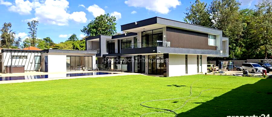 5BR Ambassadorial Residence at KSh 9K