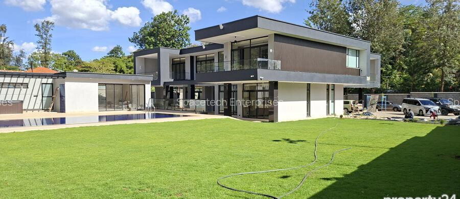 5BR Ambassadorial Residence at KSh 9K
