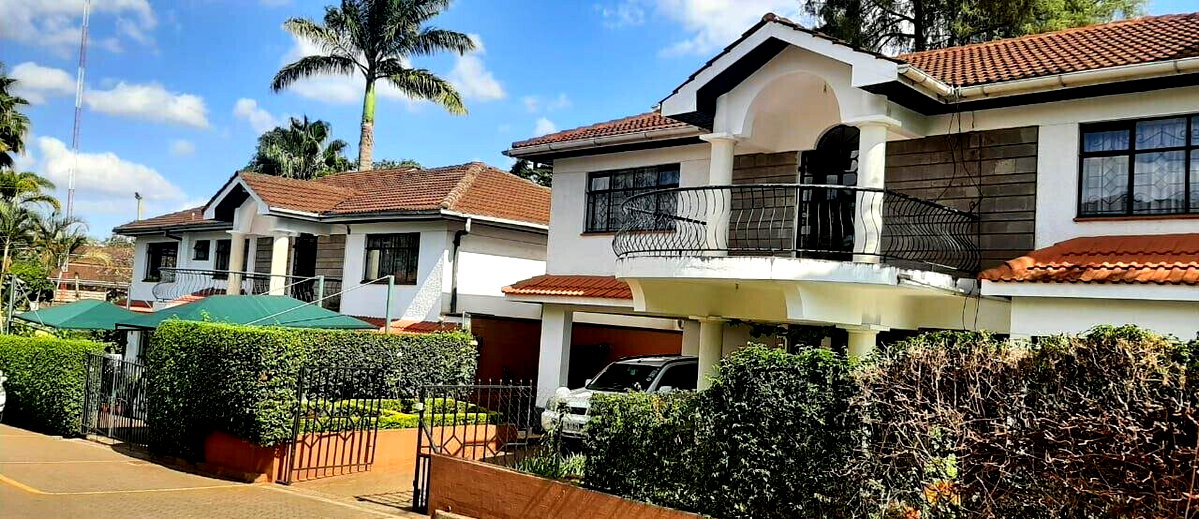 4-Ensuite Townhouse with DSQ & Pet-Friendly Garden - Westlands
