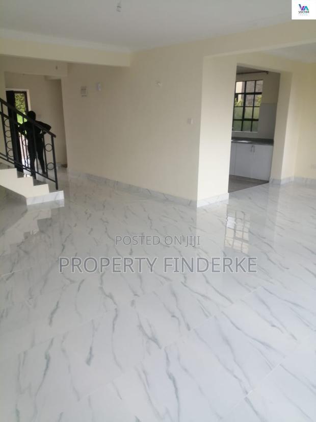 3bdrm Townhouse/Terrace in Kadeya, Oluulua for sale