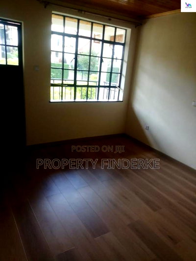 3bdrm Townhouse/Terrace in Kadeya, Oluulua for sale - Image 8