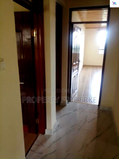 3bdrm Townhouse/Terrace in Kadeya, Oluulua for sale - Image 9