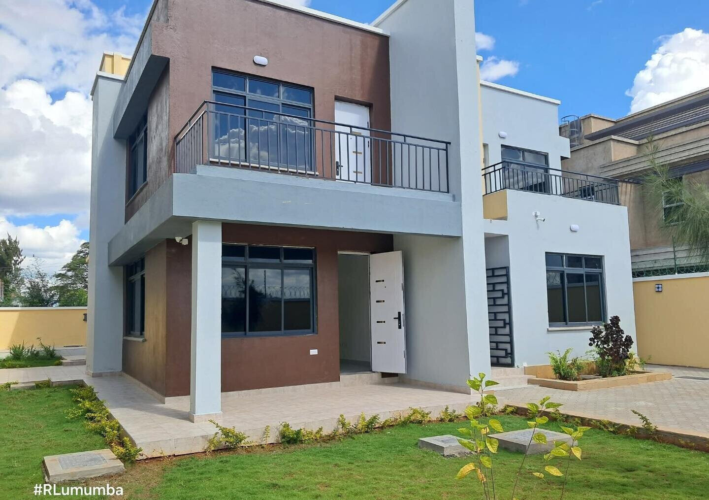 1/8 Acre 5BR Haven at KSh 120K
