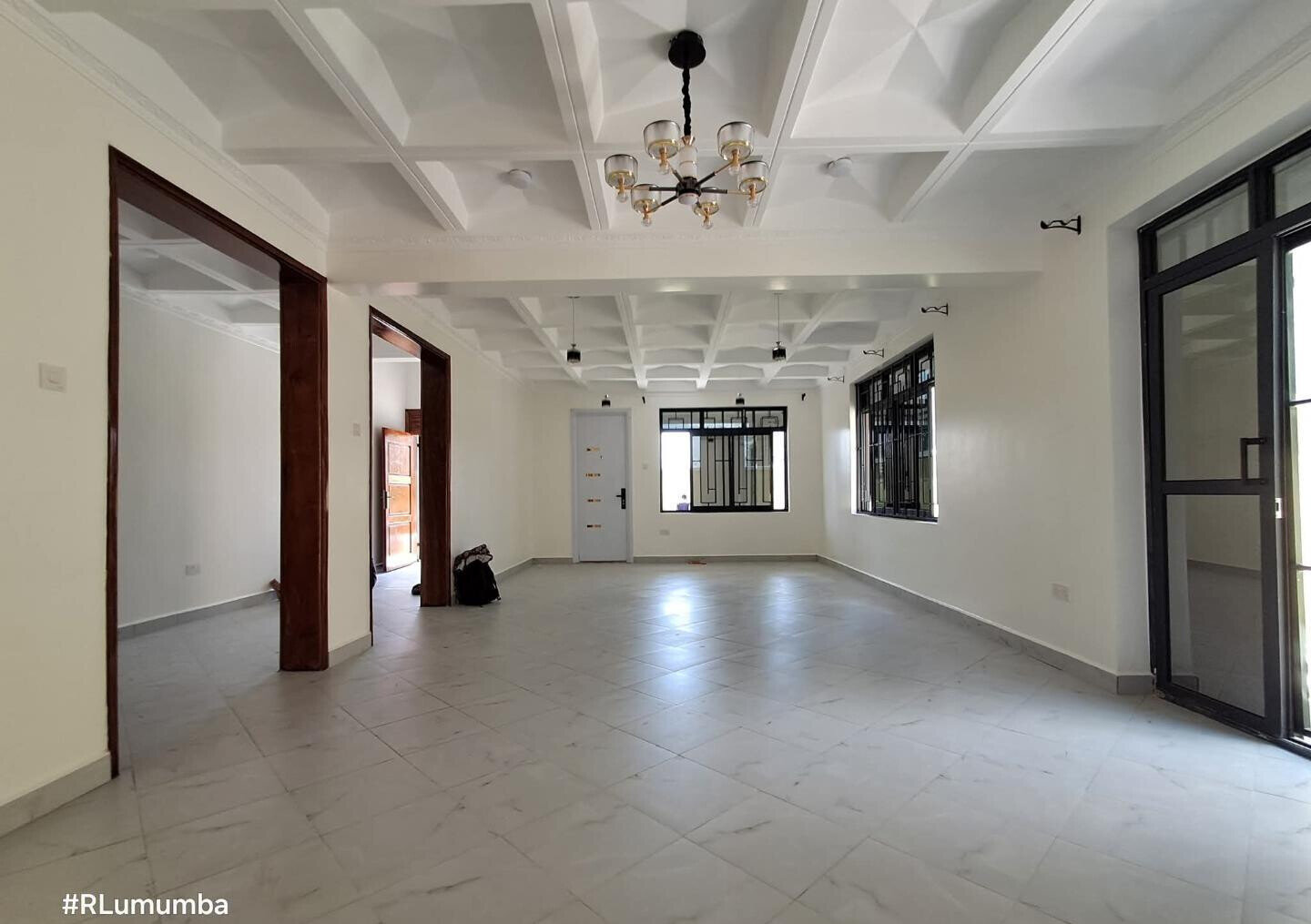 1/8 Acre 5BR Haven at KSh 120K