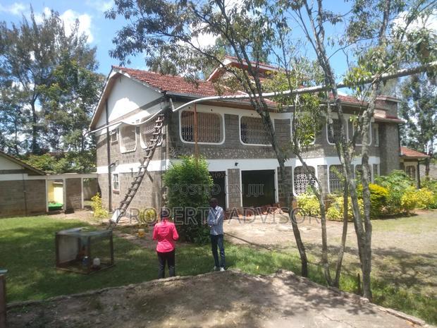 13bdrm Mansion in Mayeast Road, Karen C for rent