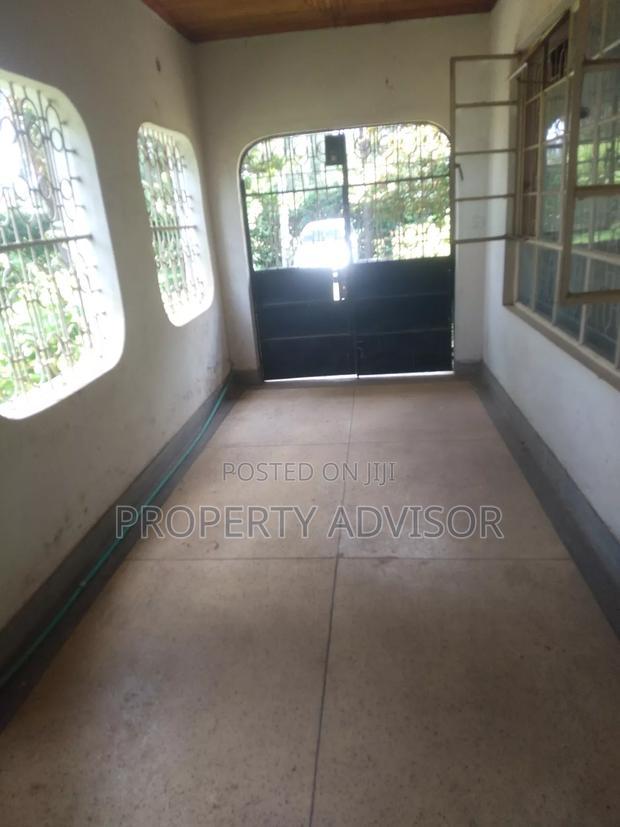 13bdrm Mansion in Mayeast Road, Karen C for rent