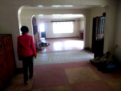 13bdrm Mansion in Mayeast Road, Karen C for rent - Image 2