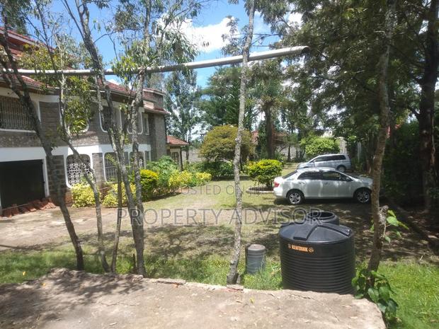 13bdrm Mansion in Mayeast Road, Karen C for rent