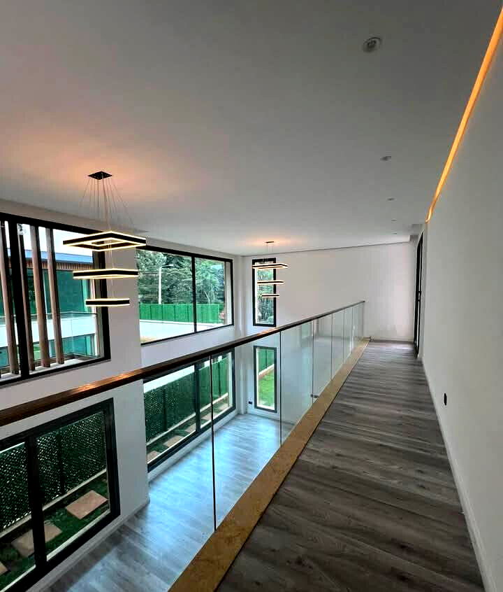 Brand New 5-Bed Townhouse with Man Cave & Private Garden - Lavington