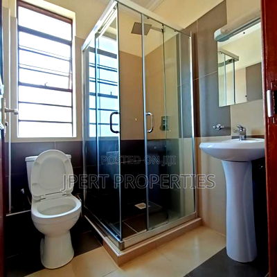 4bdrm Maisonette in Runda for rent - Image 8