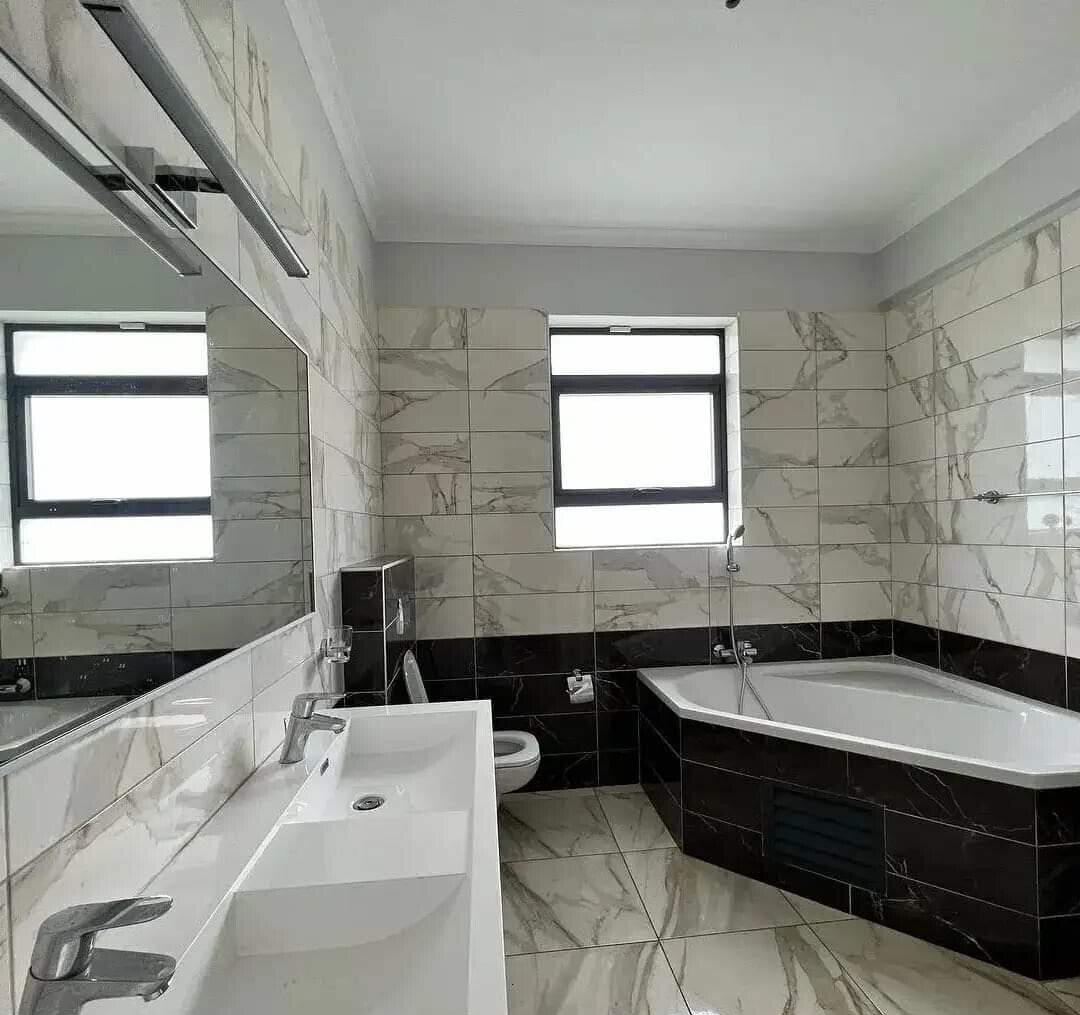 4BR All-Ensuite Villa with Pool & Gym - Runda, Nairobi