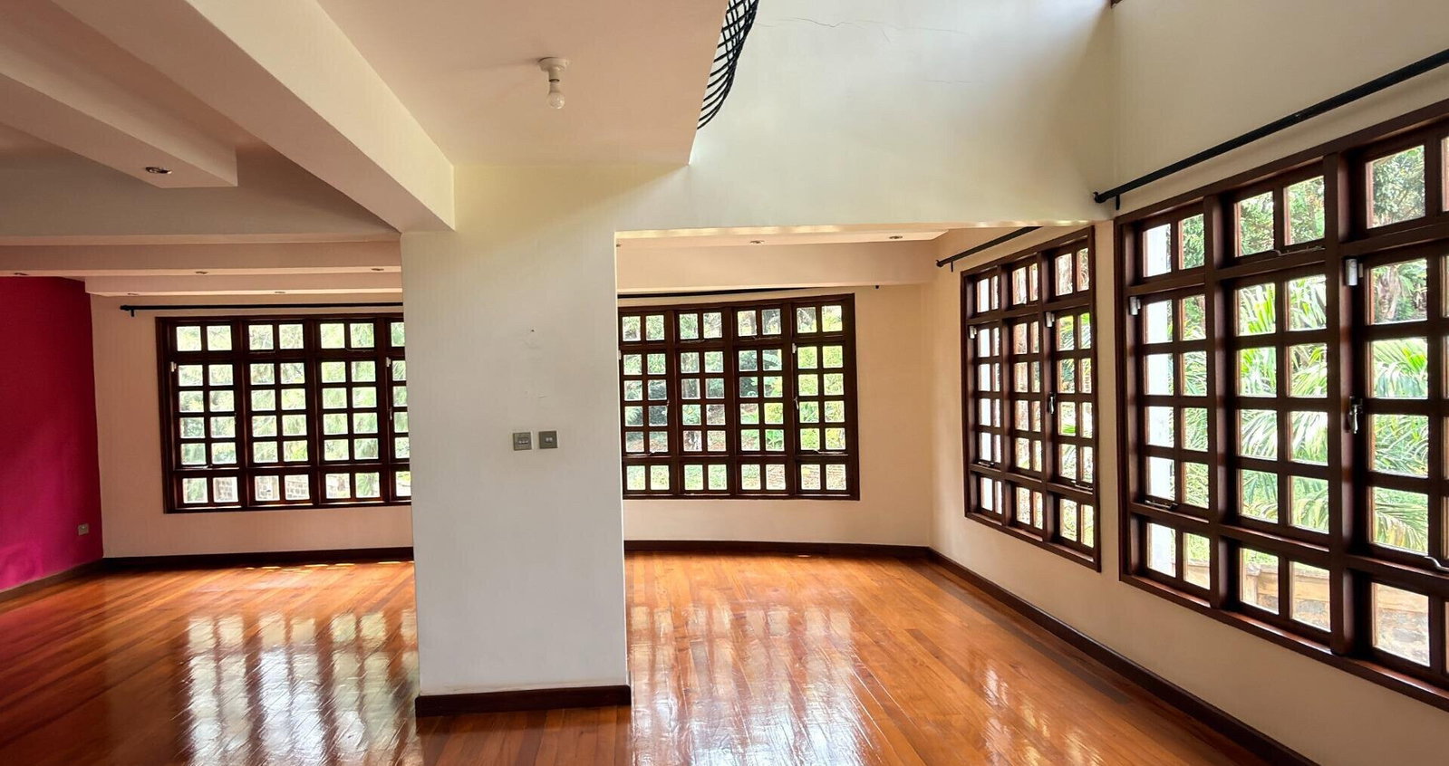 Luxury 5BR Ambassadorial Villa