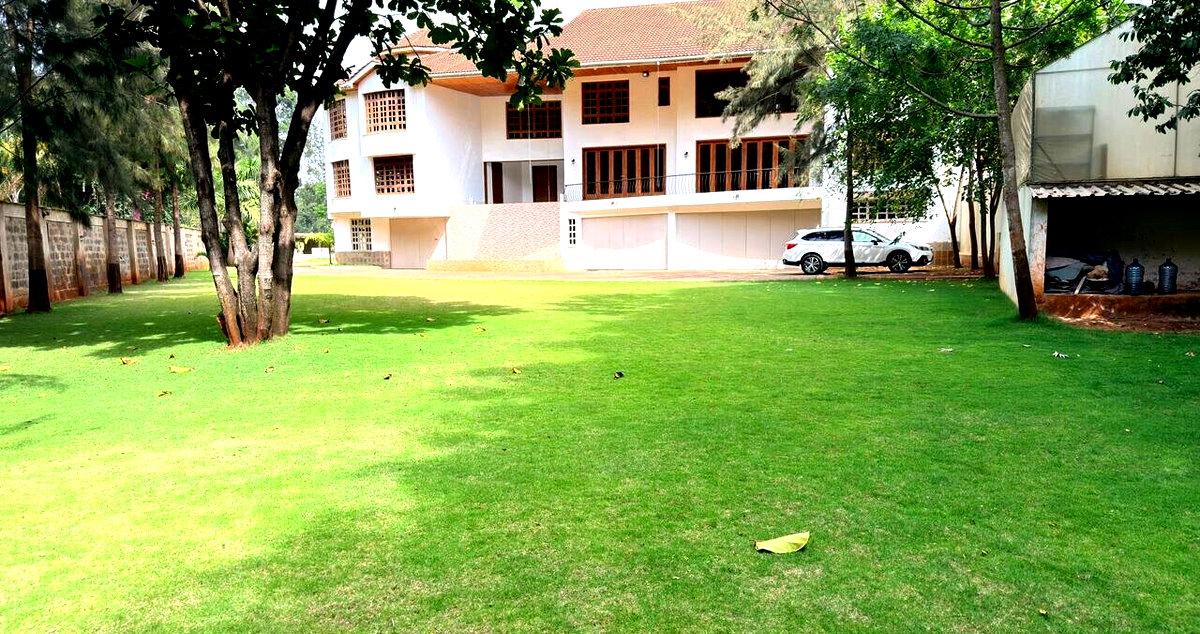 Luxury 5BR Ambassadorial Villa