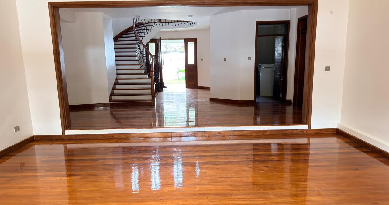 Luxury 5BR Ambassadorial Villa