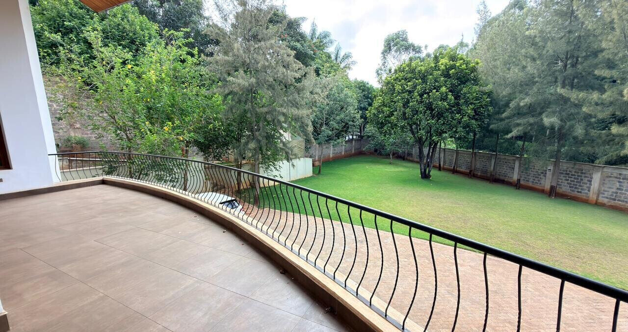 Luxury 5BR Ambassadorial Villa