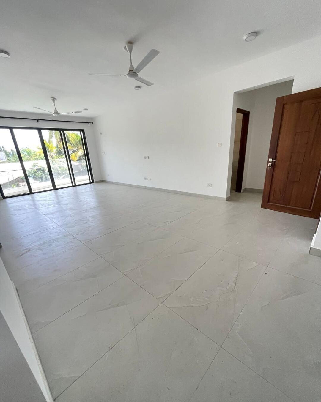 3BR All-Ensuite Apartment with Gym & Pool - Nyali