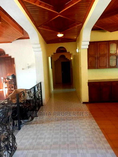 4bdrm Bungalow in Shanzu for sale - Image 7