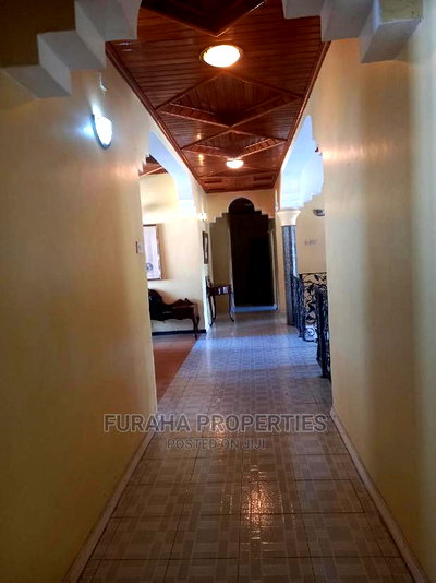 4bdrm Bungalow in Shanzu for sale - Image 3