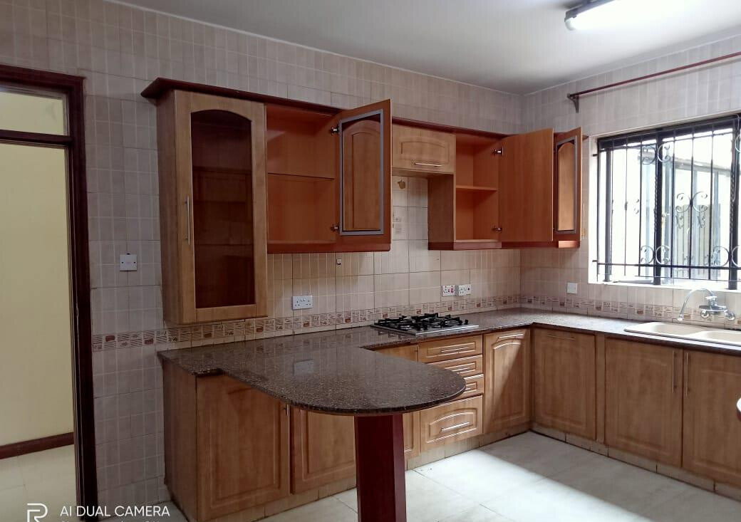 4BR Townhouse with Pool & Entertainment Area - Westlands