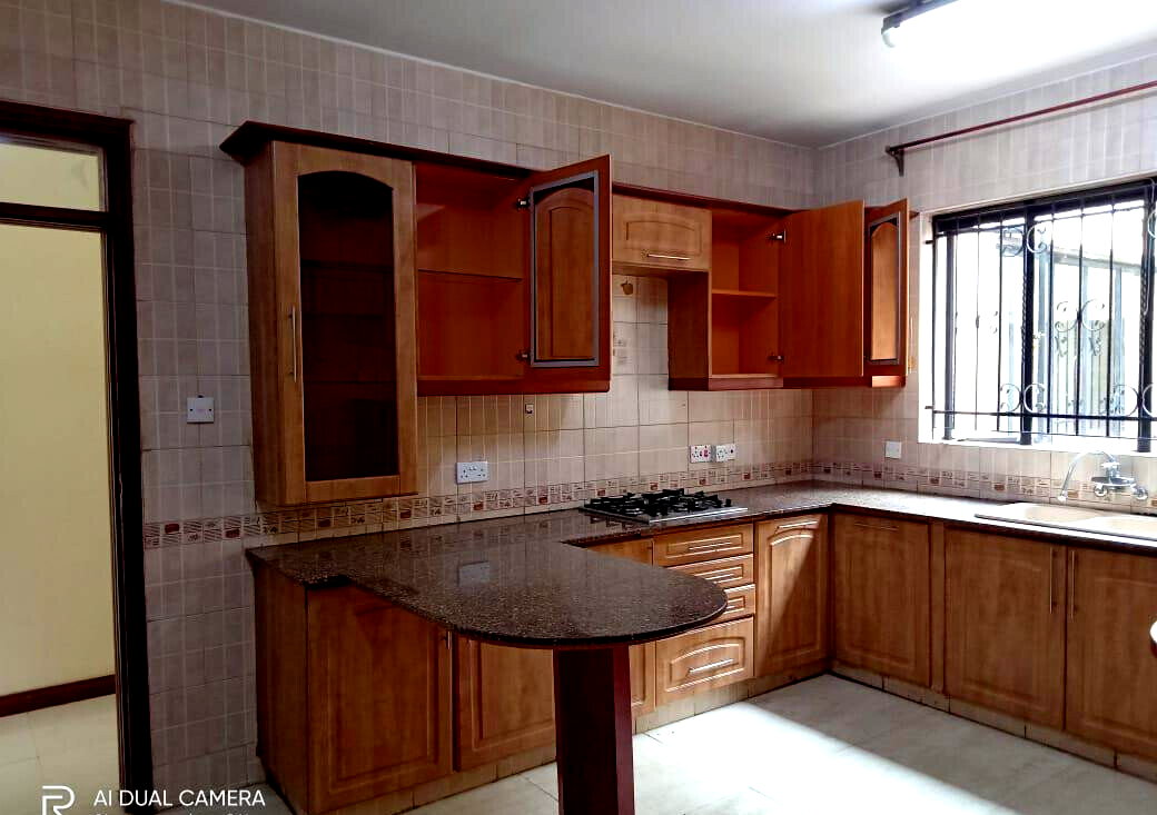 4BR Townhouse with Pool & Entertainment Area - Westlands