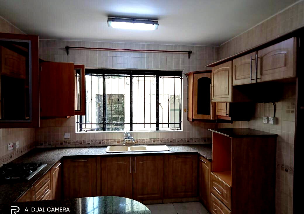4BR Townhouse with Pool & Entertainment Area - Westlands