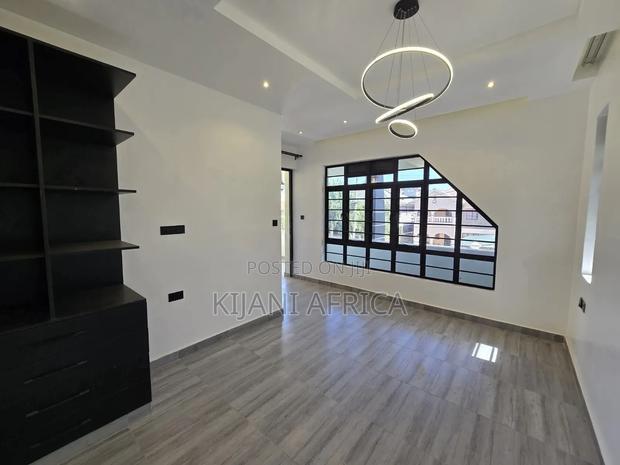 4bdrm Maisonette in Membley Estate for rent