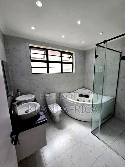 4bdrm Maisonette in Membley Estate for rent - Image 11