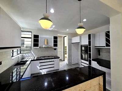 4bdrm Maisonette in Membley Estate for rent - Image 6