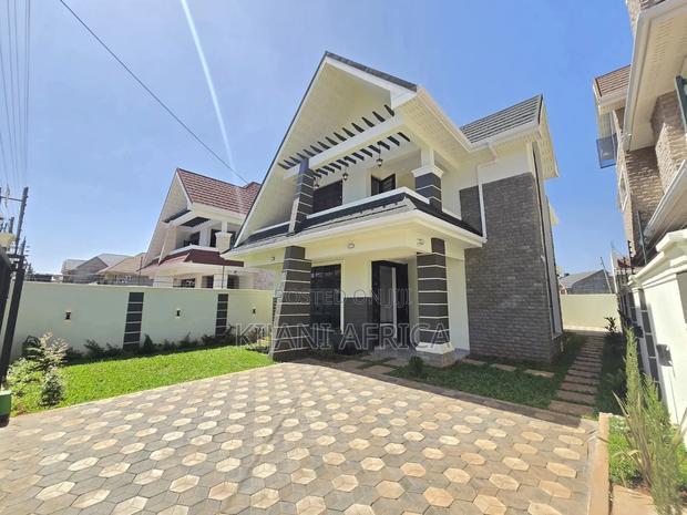 4bdrm Maisonette in Membley Estate for rent