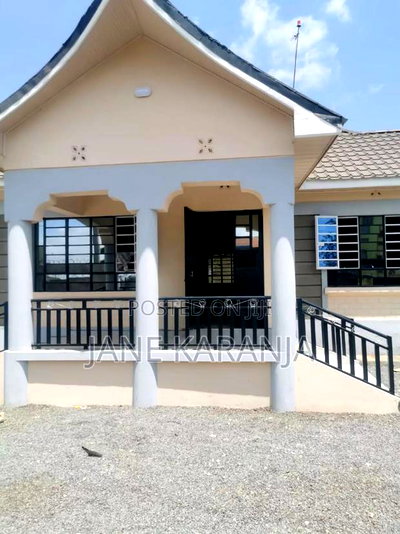 4bdrm Bungalow in Ngoigwa, Thika for sale - Image 2