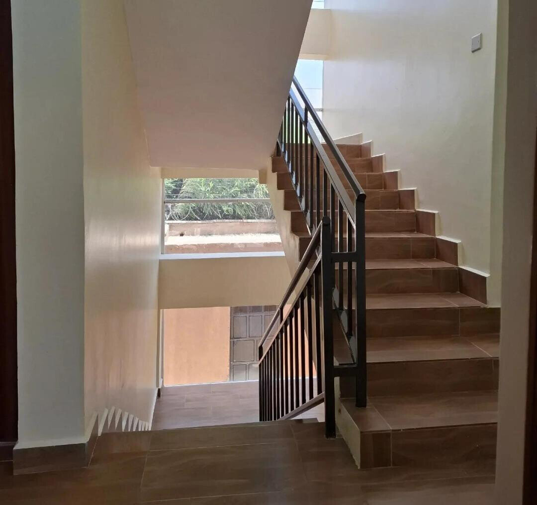 4 En-Suite Townhouse on 3 Levels with Individual Title - Syokimau