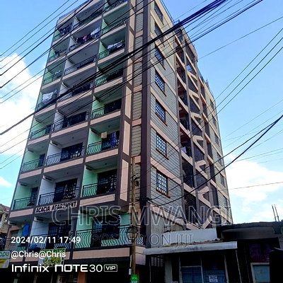 1bdrm Block of Flats in Season Estate for sale - Image 1
