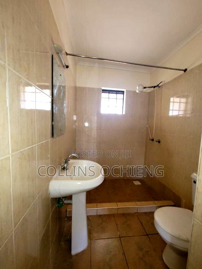 3bdrm Apartment in Pipeline Estate, Embakasi for sale - Image 9