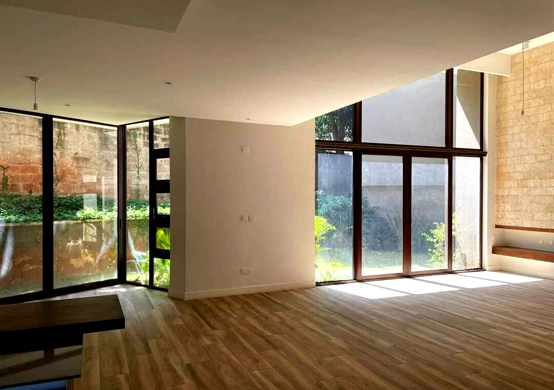 4-Ensuite Townhouse with Generator & DSQ - Lavington