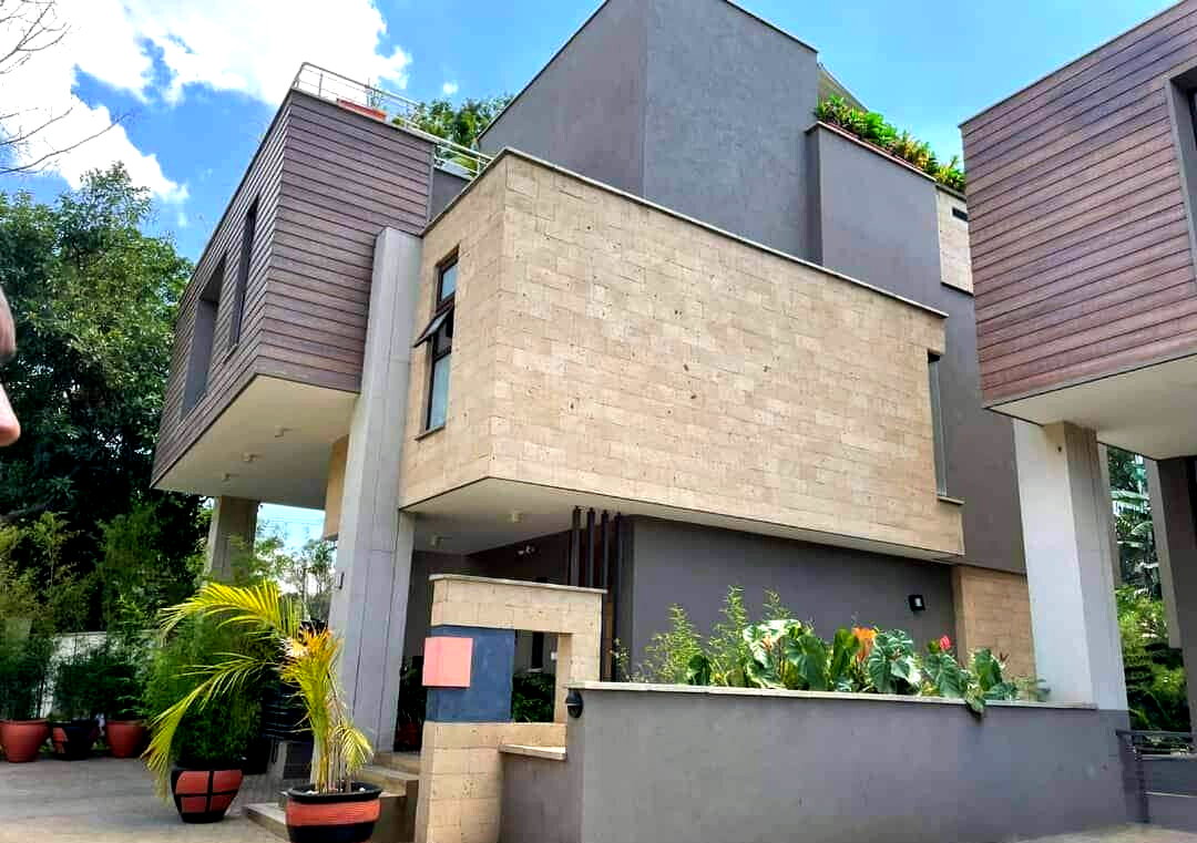 4-Ensuite Townhouse with Generator & DSQ - Lavington