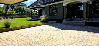 6bdrm Maisonette in Elgonview for sale - Image 15