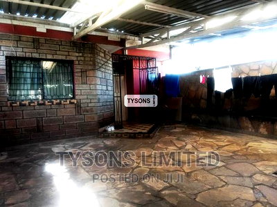 4bdrm Maisonette in Dam Estate for sale - Image 5