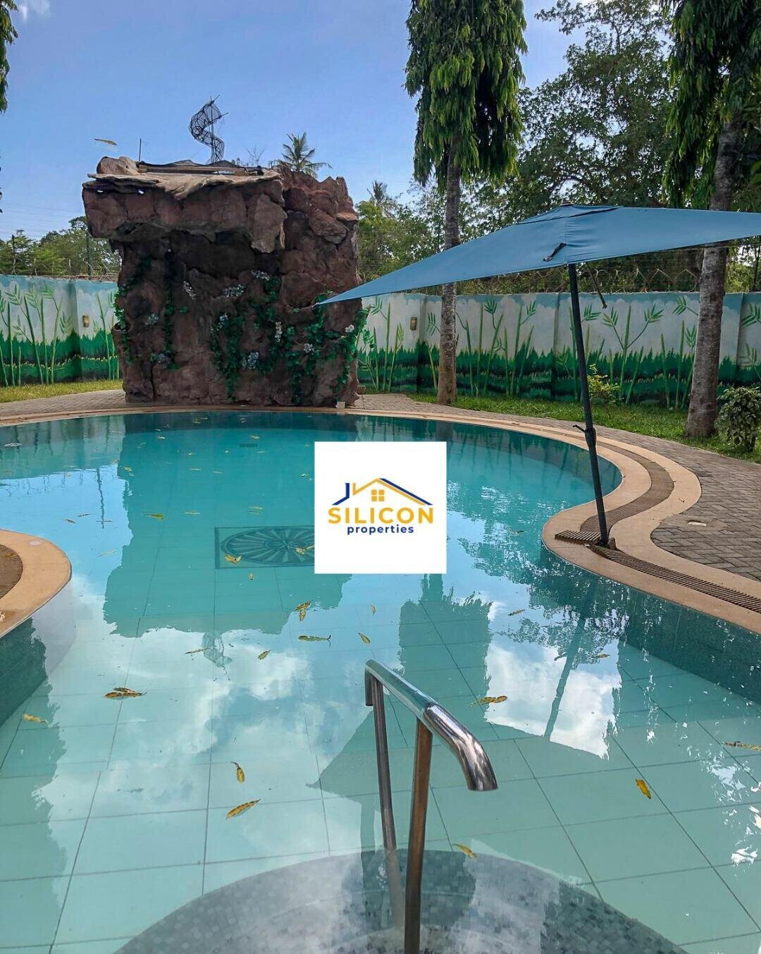 2-Acre Beachside Compound with 5BR House & Pool - Kikambala