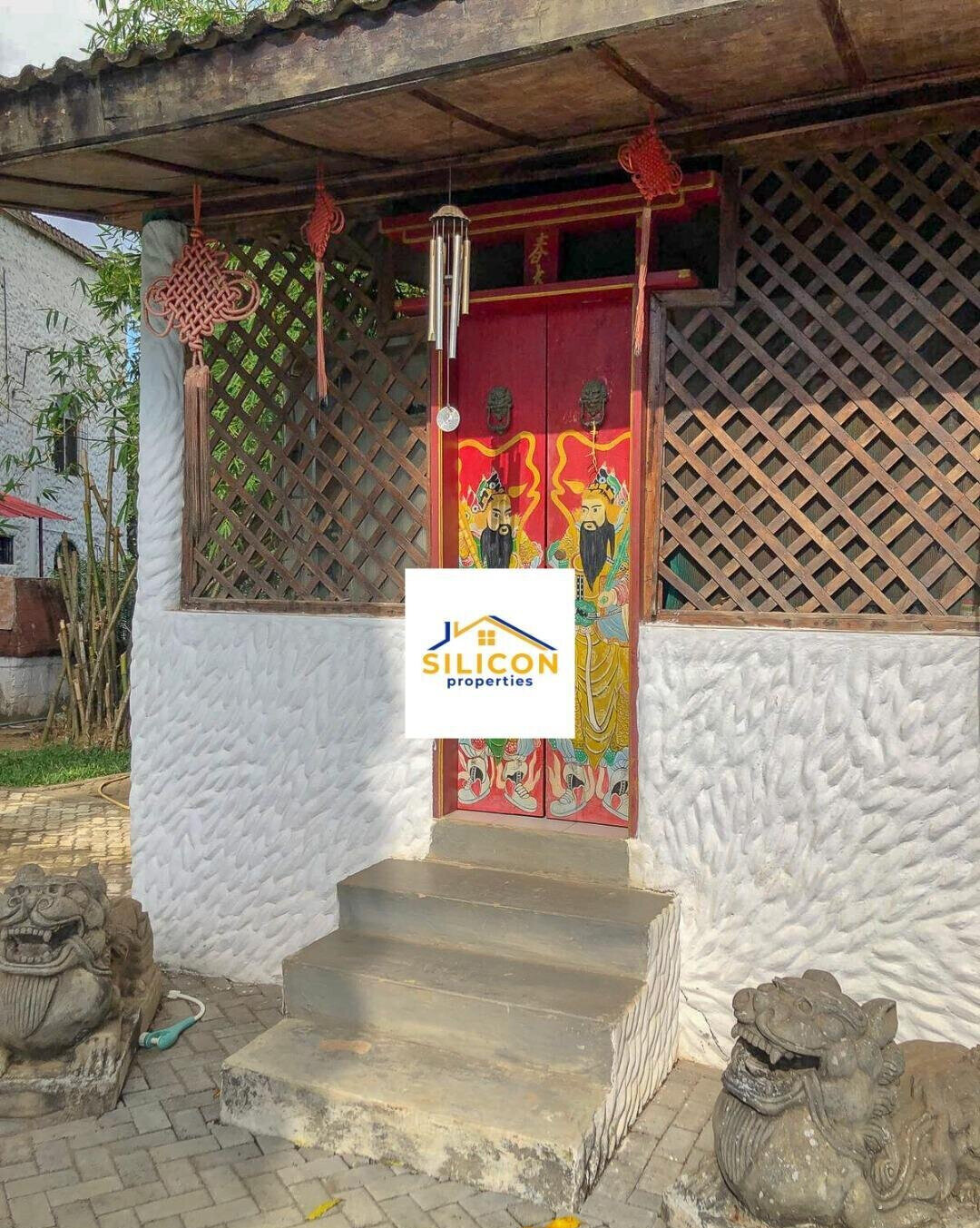 2-Acre Beachside Compound with 5BR House & Pool - Kikambala