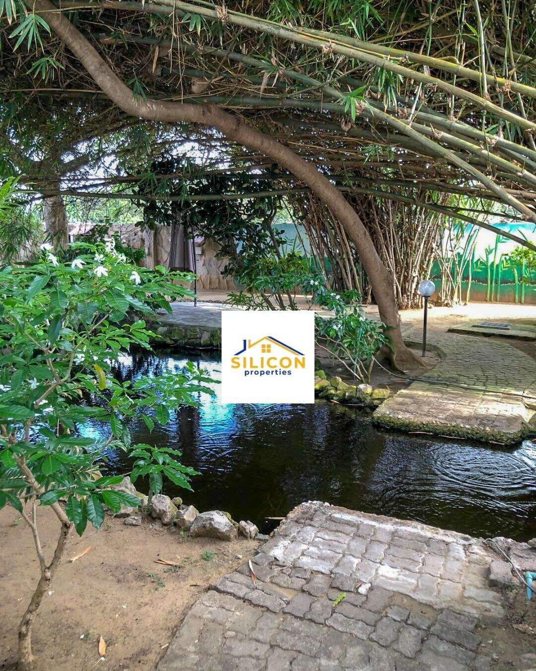 2-Acre Beachside Compound with 5BR House & Pool - Kikambala