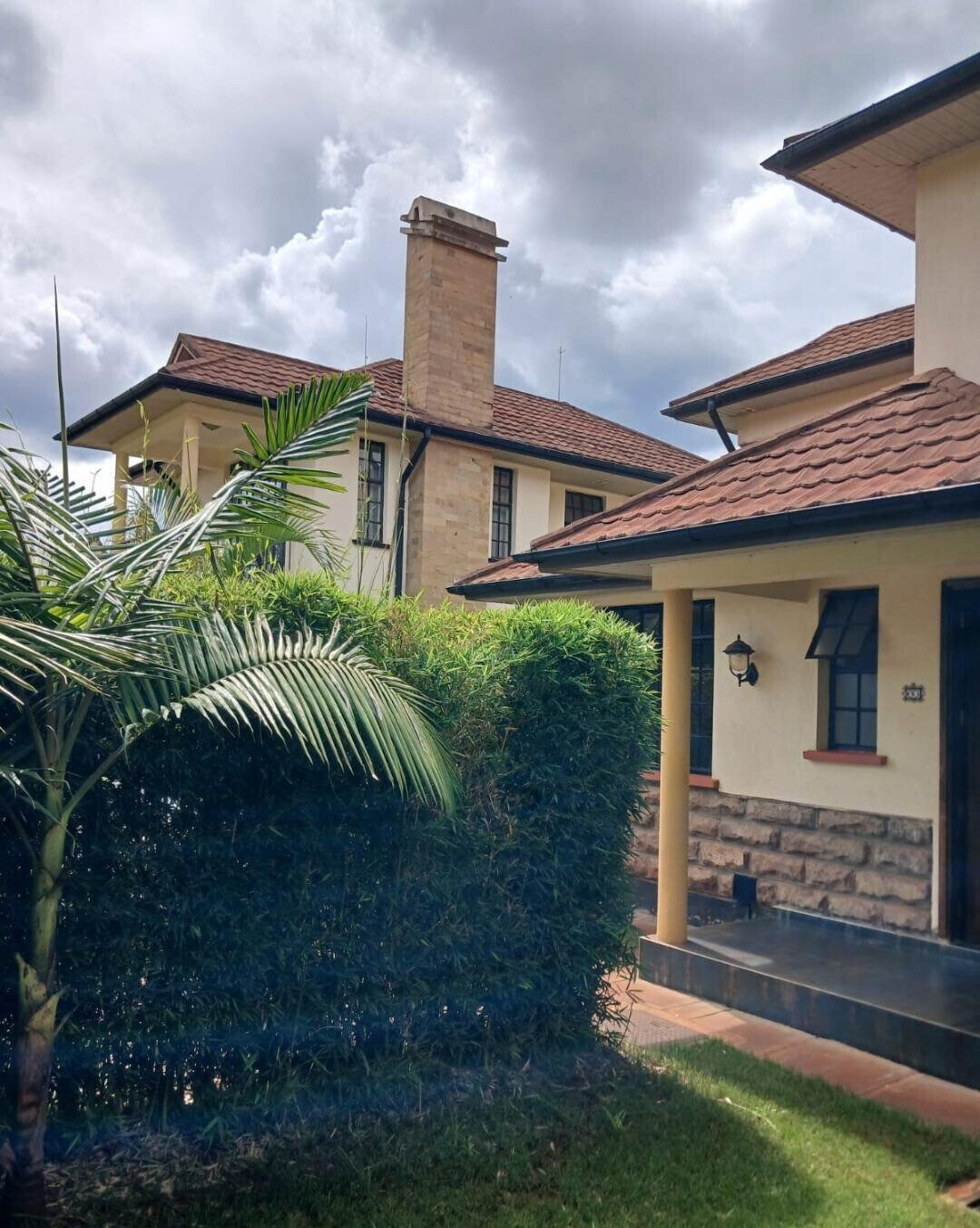 4-Ensuite Townhouse on 50x100 in Loresho Ridge - KES 45M