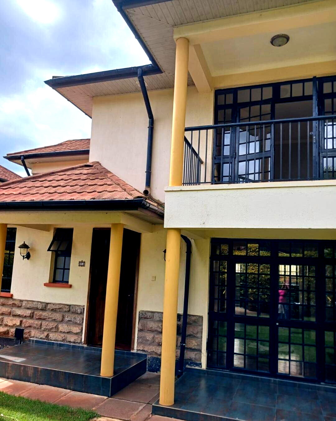 4-Ensuite Townhouse on 50x100 in Loresho Ridge - KES 45M