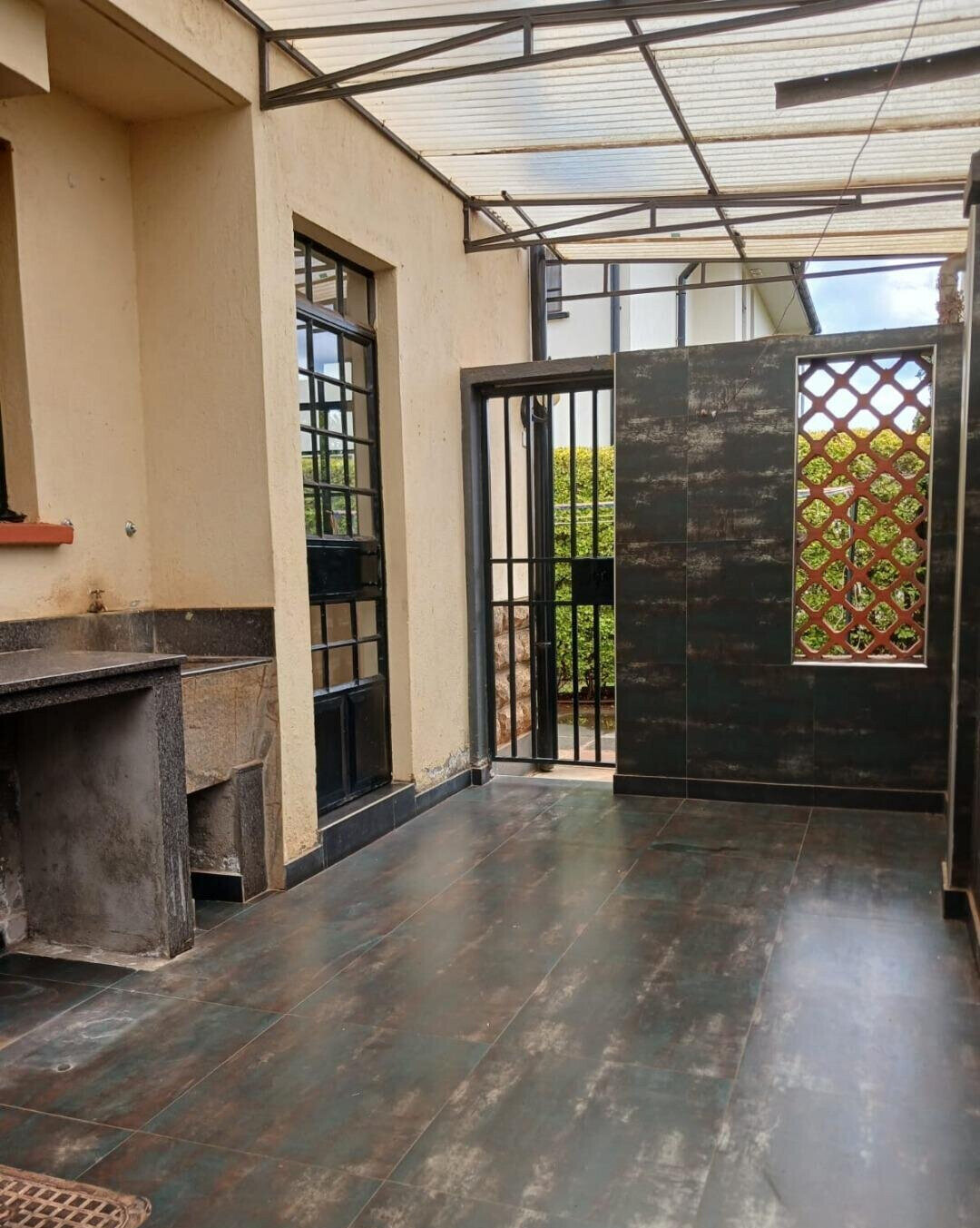 4-Ensuite Townhouse on 50x100 in Loresho Ridge - KES 45M