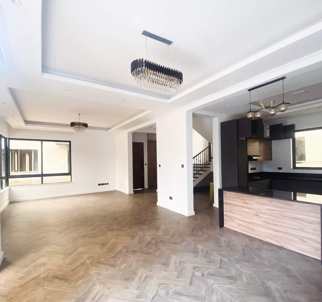 4-Ensuite Villa with Rooftop Terrace & DSQ – Lavington