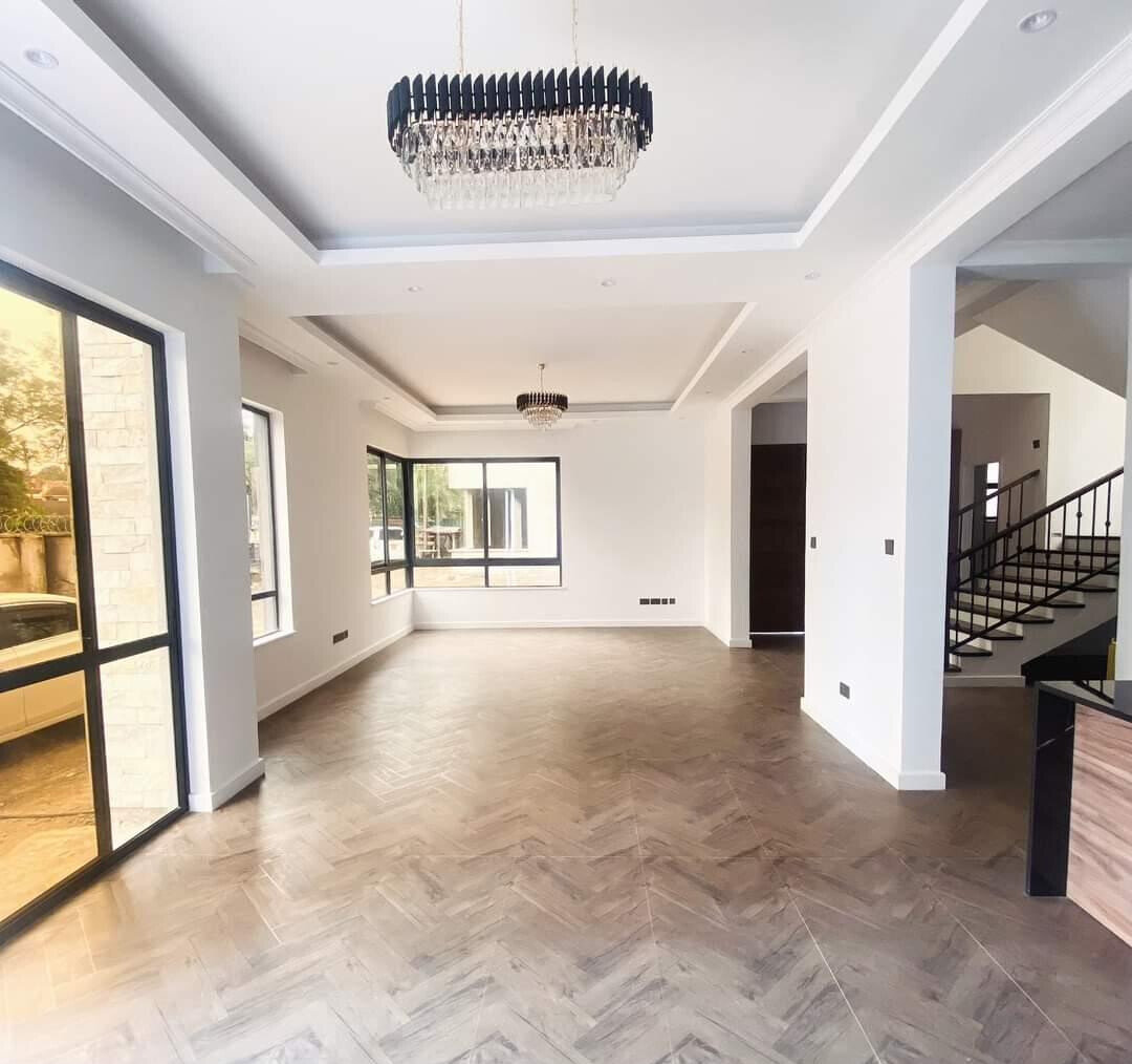 4-Ensuite Villa with Rooftop Terrace & DSQ – Lavington