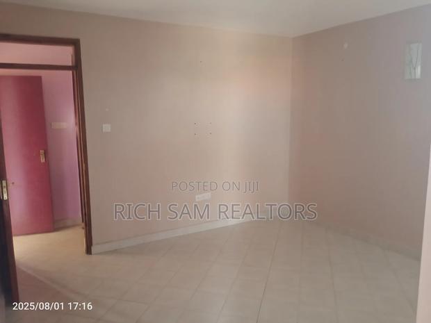 2bdrm Apartment in Kiamunyi, Menengai West for rent