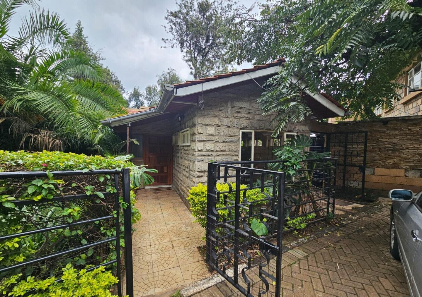 Pet Friendly 2BR Bungalow at KSh 100K