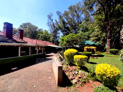 Space for Restaurant in Upperhill - Image 1