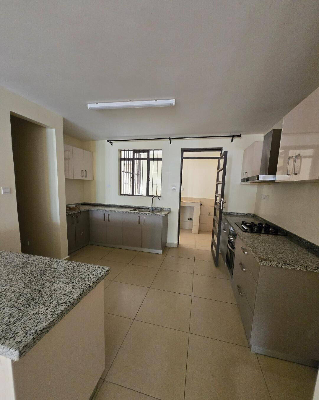 3BR with Park Views & Backup Generator – Trident Park Langata